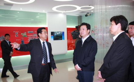 山东省委常委、青岛市委书记李群来金沙9001以诚为本调研